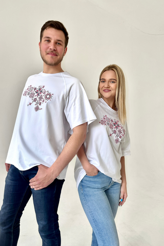 Футболка чоловіча ОВЕРСАЙЗ біла з вишивкою "Україна" 2XL-3XL виш-11 фото